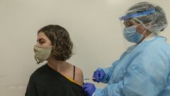 How does natural immunity to covid-19 compare to vaccination?