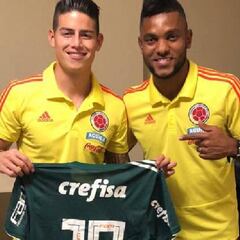 Borja le entrega la '10' de Palmeiras a James Rodríguez