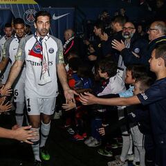 Oficial: Buffon deja el PSG