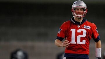 ATLANTA, GEORGIA - FEBRUARY 01: Tom Brady #12 of the New England Patriots stretches during Super Bowl LIII practice at Georgia Tech Brock Practice Facility on February 01, 2019 in Atlanta, Georgia.   Kevin C. Cox/Getty Images/AFP
 == FOR NEWSPAPERS, INTERNET, TELCOS &amp; TELEVISION USE ONLY ==