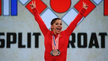 Atenery Hern¨¢ndez, triple medallista en 53 kilos
