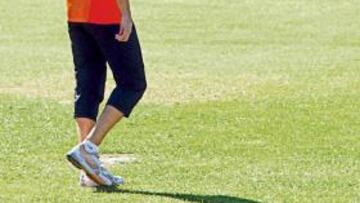 <b>AL VESTUARIO. </b>Hildebrand se retiró antes del entrenamiento.