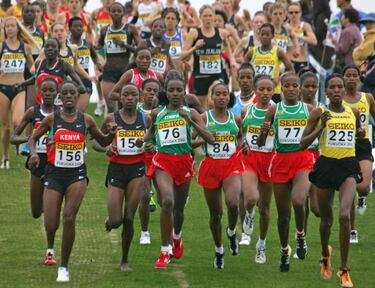 Bolt brilló ya a los 15 años en Kingston. ¿Qué fue de sus colegas?