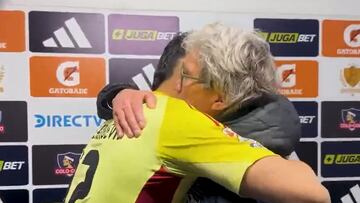 No se vio en TV: Villanueva acababa de debutar en Colo Colo, se encontró con Morón y pasó esto