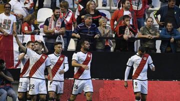 Celebración de un gol del Rayo en Vallecas.