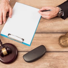 Un presidente de comunidad muerde en la cara a un vecino por un problema de humedades: ahora tendrá que pagar por el daño causado