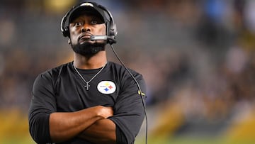 PITTSBURGH, PA - SEPTEMBER 30: head coach Mike Tomlin of the Pittsburgh Steelers looks on during the game against the Baltimore Ravens at Heinz Field on September 30, 2018 in Pittsburgh, Pennsylvania.   Joe Sargent/Getty Images/AFP
 == FOR NEWSPAPERS, INTERNET, TELCOS &amp; TELEVISION USE ONLY ==