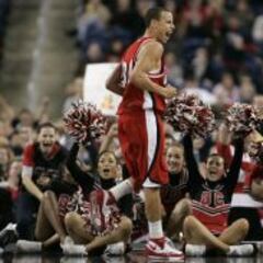 Davidson no retirará el '30' de Curry hasta que no se gradúe