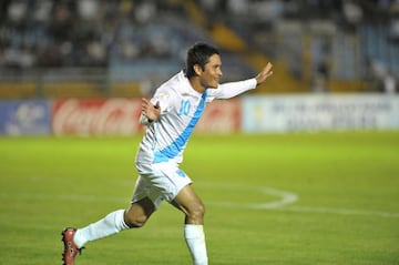 8 | Freddy García: El mediocampista debutó con la selección en 1998 y ha marcado 23 goles. Se proclamó campeón de la U.S. Open Cup en 2002 con el Columbus Crew, pero ha jugado la mayoría de su carrera en el Municipal