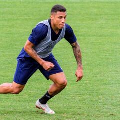 Darwin Machís entrena con normalidad antes del Elche