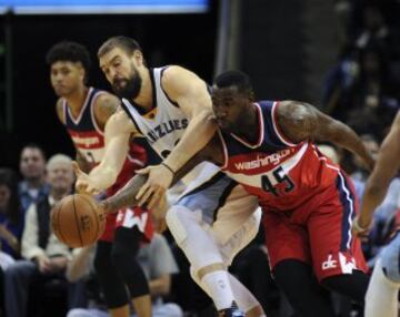 Marc Gasol y DeJuan Blair.