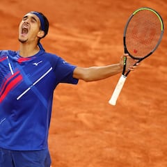 Sonego tumba a Fritz en un tie-break para la historia