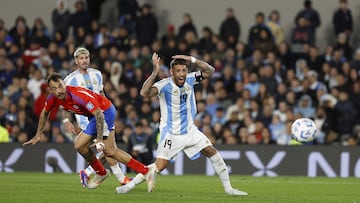Catalán casi silenció el Monumental con este gran cabezazo: ¡era el primero!