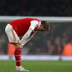 Arsenal evita una tragedia en el Emirates ante el Southampton, pero se aleja aún más del título