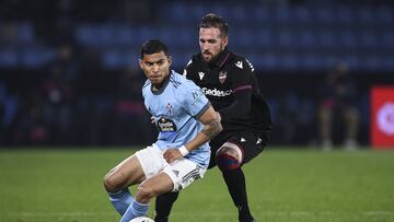 Orbelín Pineda durante el partido contra Levante