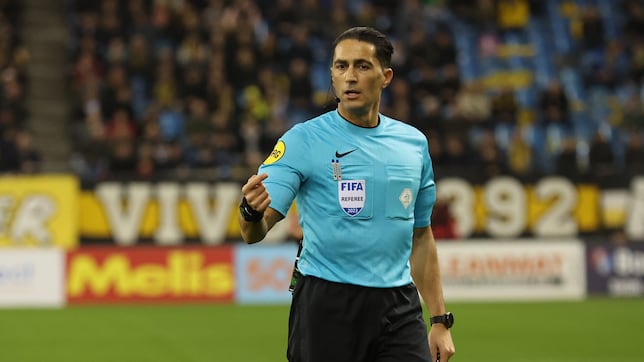 Así es Serdar Gozubuyuk, el árbitro del Atlético - Tottenham