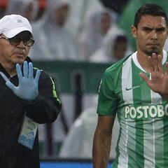 Daniel Bocanegra renueva contrato con Nacional