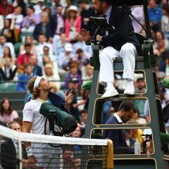 ¡Debió ser expulsado! El insólito pelotazo a un espectador en Wimbledon