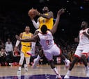 LeBron ilusiona a los Lakers tras impecable juego