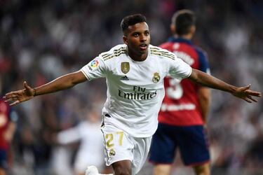 Real Madrid: Rodrygo makes full debut for Brazil against Argentina