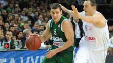 Donnie McGrath (izquierda), durante su etapa en el Zalgiris.