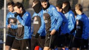 <b>AL FRENTE. </b>Los capitanes abogan por un esfuerzo ante el Betis para dejar el objetivo a tiro.