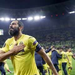 El Villarreal ya negocia la ampliación de contrato de Albiol