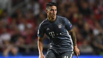 El volante colombiano James Rodr&iacute;guez durante el partido entre Benfica y Bayern M&uacute;nich en Lisboa por la primera fecha de la fase de grupos de la Champions League