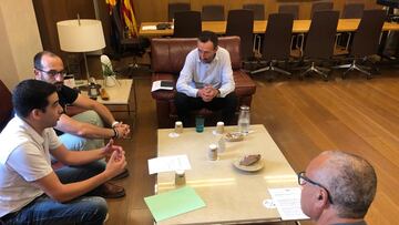 La Federación de Peñas del Elche pide al Ayuntamiento la mejora de los accesos al estadio