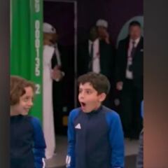 Esto de Cristiano es una maravilla: fíjense en las caras y sabrán por qué arrasa en redes