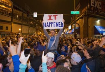 Las mejores imágenes de los Chicago Cubs ¡campeones!