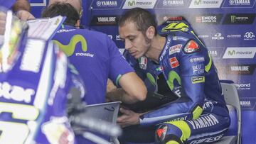 Valentino Rossi sorprende y reconoce que evalúa retirarse