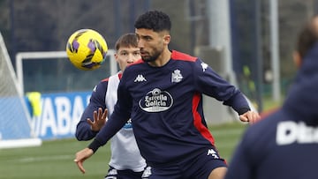 Zakaria durante un entrenamiento con el Deportivo