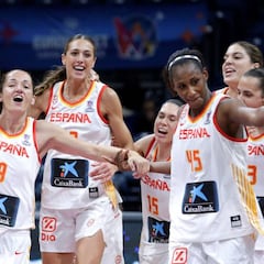 "Ya que estamos dentro de la discoteca vamos a cerrar la pista"