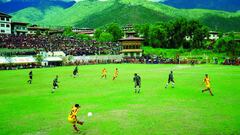 El partido entre But&aacute;n y Montserrat en 2002.