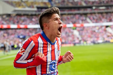 Giuliano celebra su gol a Las Palmas.