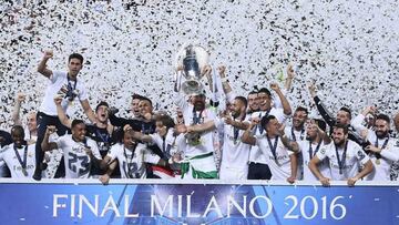 El Real Madrid celebrando la victoria en la final de la Champions 2016 en Mil&aacute;n.