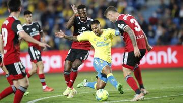 El jugador de Las Palmas Jonathan Viera durante un partido de LaLiga SmartBank contra el Mirandés.