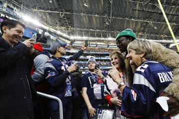 Las mejores imágenes de los fanáticos en el Super Bowl LII