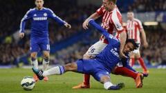 Cuadrado juega media hora y el Chelsea vence al Stoke City
