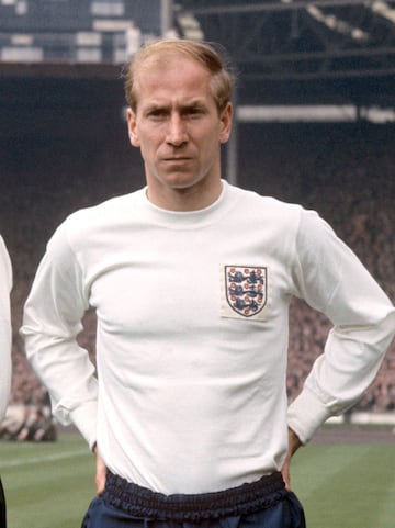 Segundo máximo goleador de la selección de Inglaterra con 49 goles. Jugó cuatro mundiales de fútbol (Suecia 58, Chile 62, Inglaterra 66 y México 70.