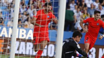 Bakis bate a Cristian Álvarez en el primer gol del Andorra.