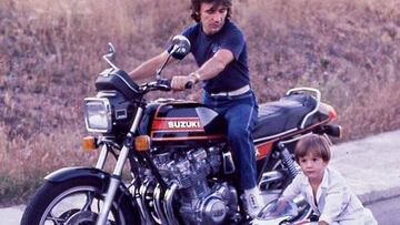 Gelete Nieto junto a su padre cuando era un niño.