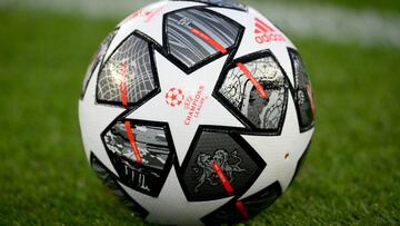 PARIS, FRANCE - APRIL 13: A detailed view of the match ball prior to  during the UEFA Champions League Quarter Final Second Leg match between Paris Saint-Germain and FC Bayern Munich at Parc des Princes on April 13, 2021 in Paris, France. Sporting stadium