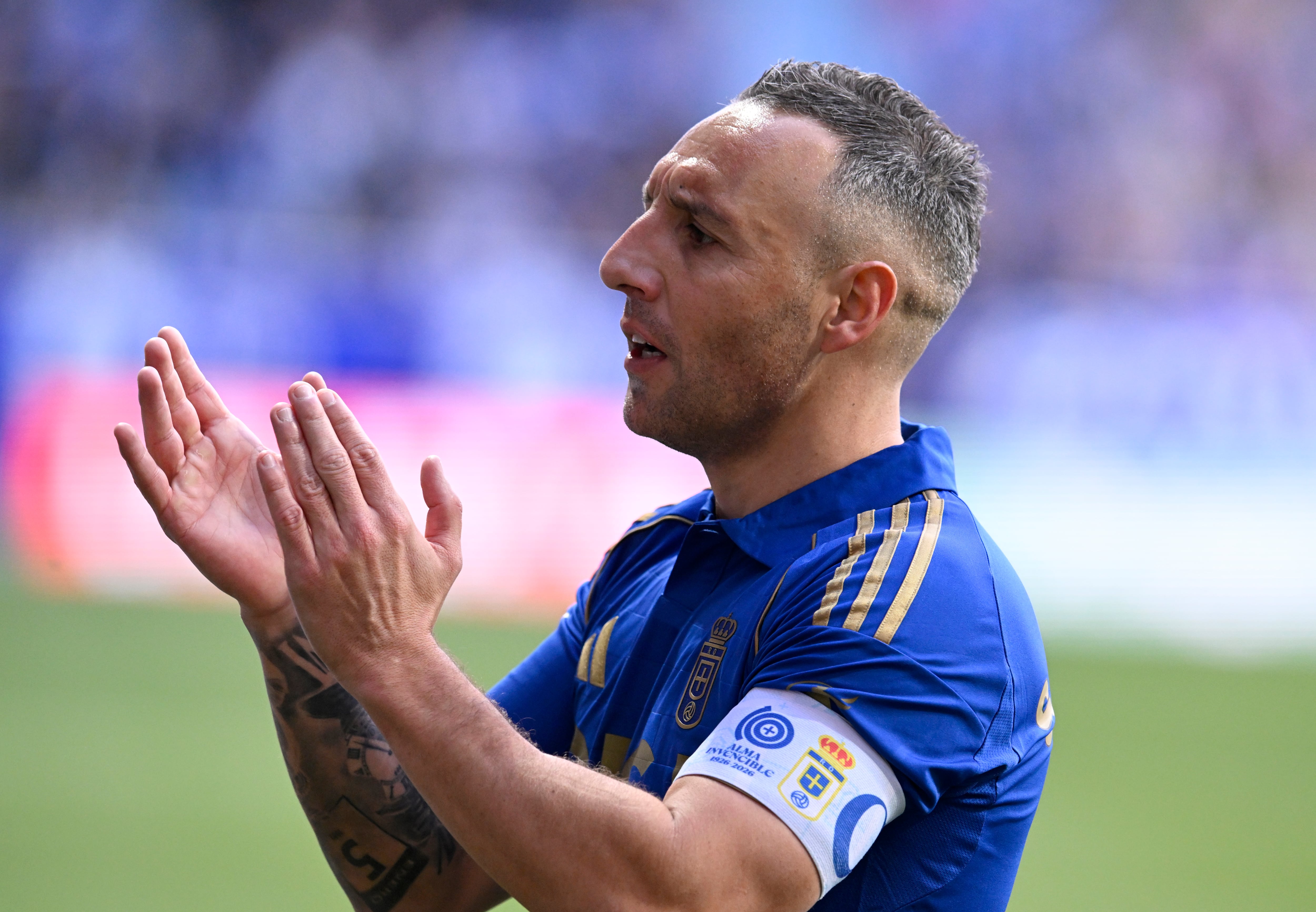 El Oviedo, contrariado, estudia pedir el partido por ganado