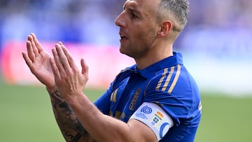 El Oviedo, contrariado, estudia pedir el partido por ganado