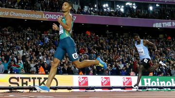 Wayde Van Niekerk, tras la final de 400 de los Mundiales de Atletismo de Londres.