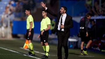 Julio Velázquez ante el Espanyol.