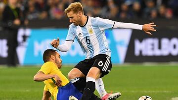 Argentina's Biglia suffers "severe" back injury in Milan defeat