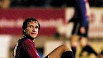 Saviola, que esta vez sí jugó desde el principio, no pudo impedir la hecatombe azulgrana.